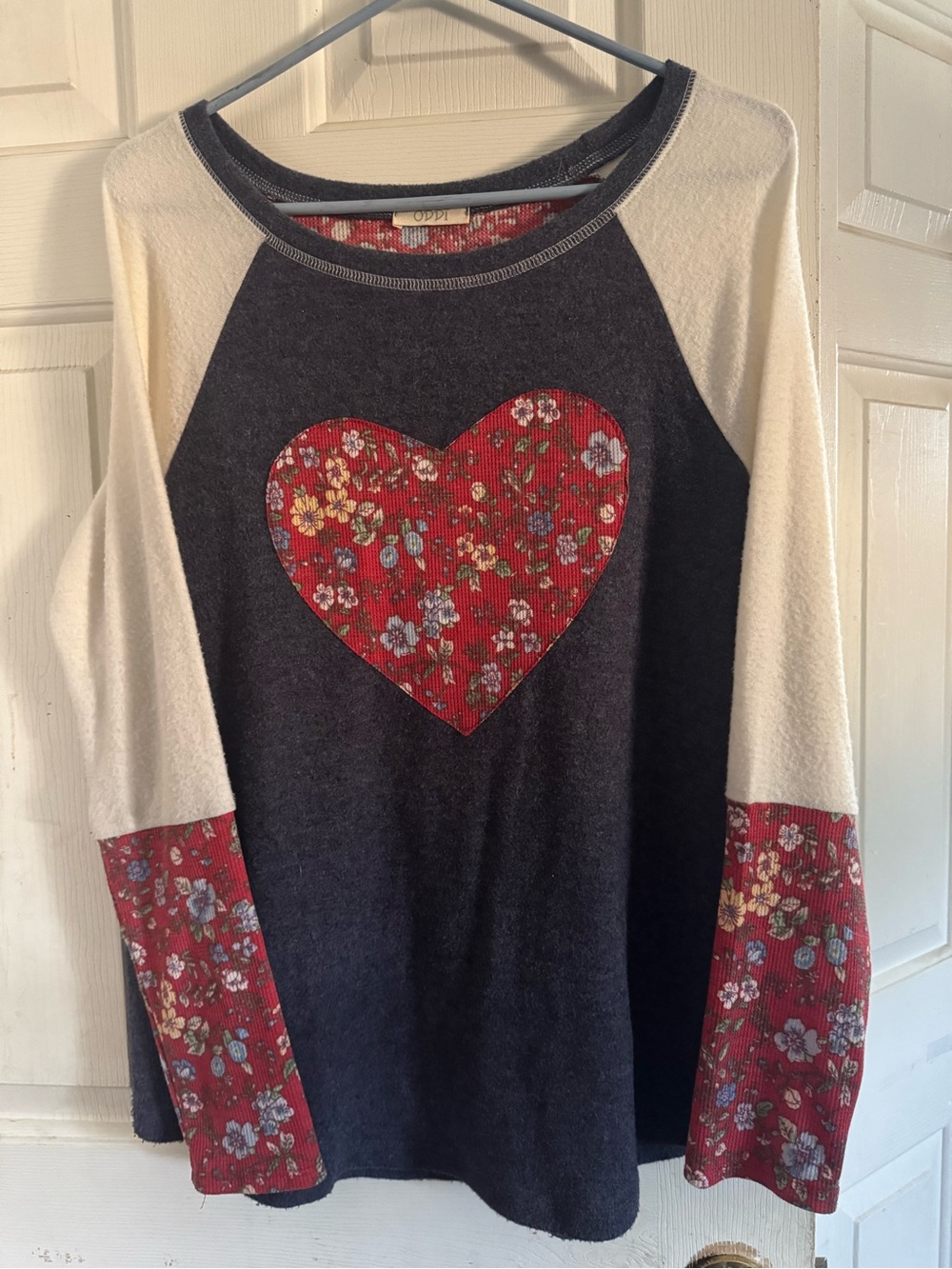 Women's Charcoal Raglan Long Sleeve Tee with Red Floral Heart - Opal
